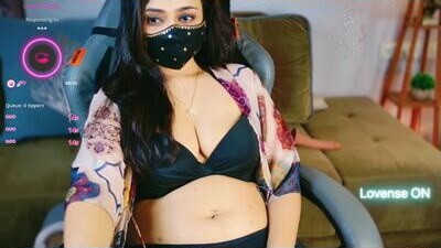 Aphrodisia_XOXO public webcam profile photo 9