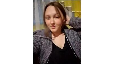 aria__dark public webcam profile photo 10