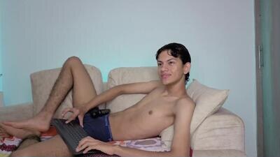 arito__ public webcam profile photo 6
