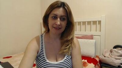 attena03 public webcam profile photo 6