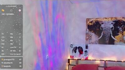 AuraLune__ public webcam profile photo 8