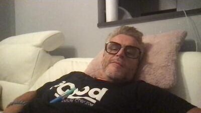 Axl_hot public webcam profile photo 10
