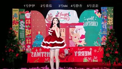 badgirl777888 public webcam profile photo 8