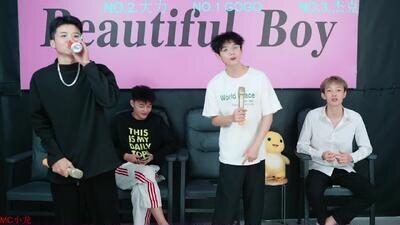 BeautifulBoys-888 public webcam profile photo 2