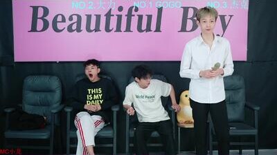 BeautifulBoys-888 public webcam profile photo 7