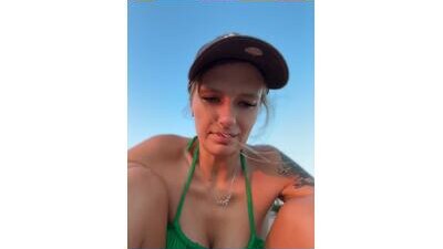 Betsy public webcam profile photo 7