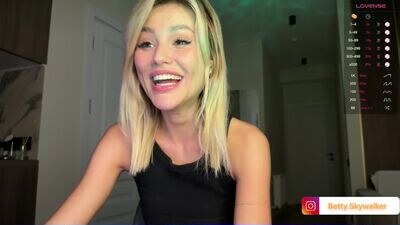 betty_xoxo public webcam profile photo 2