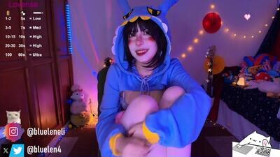 bluelen public webcam profile photo 3