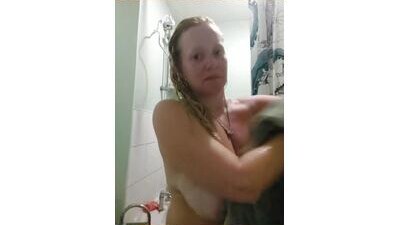 Bouncy-Bella28X public webcam profile photo 6