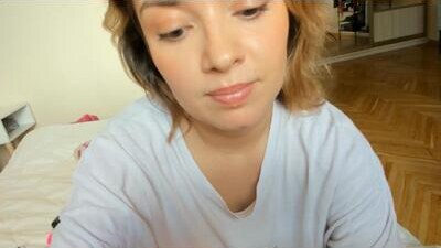 brightdani public webcam profile photo 8