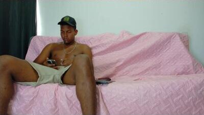 bully_boss public webcam profile photo 7