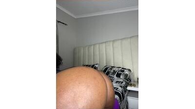 Bustygoddess32 public webcam profile photo 5