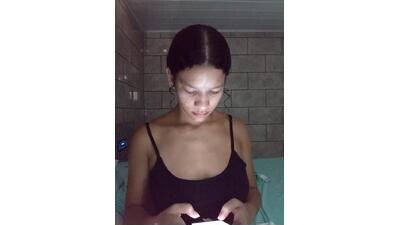 By_Aninha public webcam profile photo 3