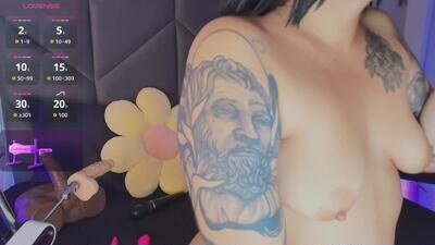 carlaguzman_ public webcam profile photo 6