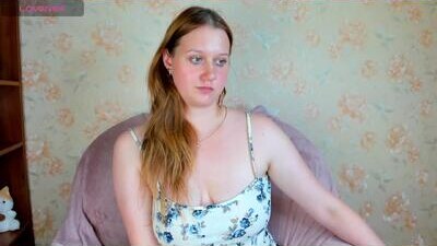 Charil_Wilson public webcam profile photo 10