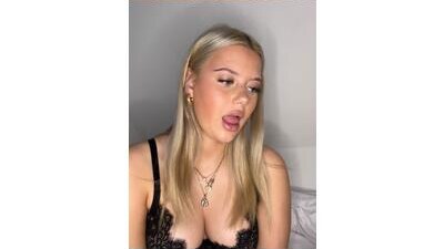 CherryEvelyn public webcam profile photo 6