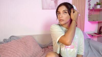 chloe_peach_ public webcam profile photo 2