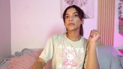 chloe_peach_ public webcam profile photo 8