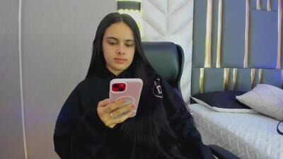 chloeharper_ public webcam profile photo 4