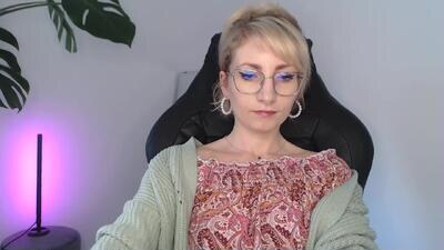cinderellamoon public webcam profile photo 6