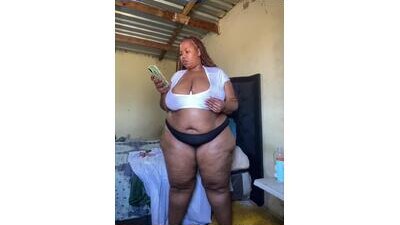 Curvycandy95 public webcam profile photo 5