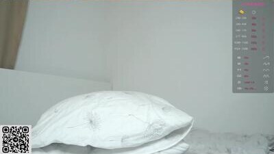 cweneeves public webcam profile photo 9