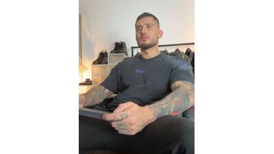 dimitrisullivan_ public webcam profile photo 2