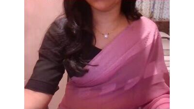 Diya_04 public webcam profile photo 5