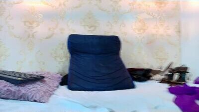 EIMY-ROBERTS public webcam profile photo 5