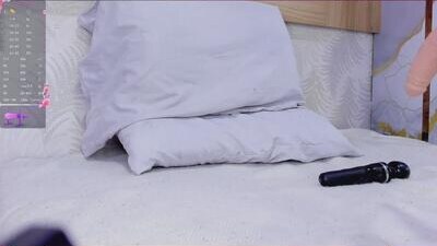Elif_blond public webcam profile photo 5