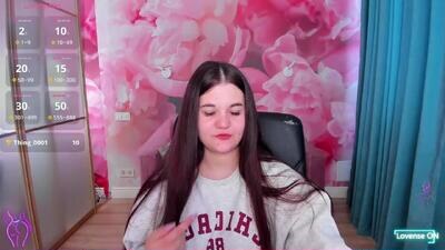 elinamils public webcam profile photo 2