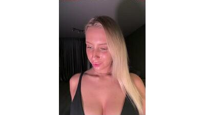 Elizebeth_Parker public webcam profile photo 5