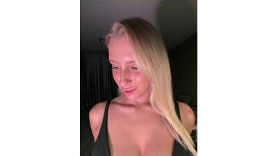Elizebeth_Parker public webcam profile photo 10