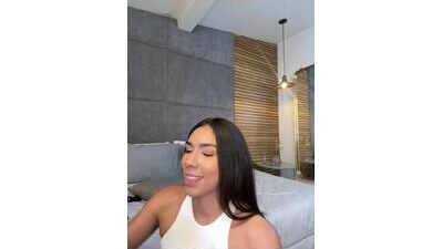 EllaSanz_ public webcam profile photo 5