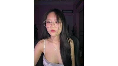 Emely-lysea public webcam profile photo 10