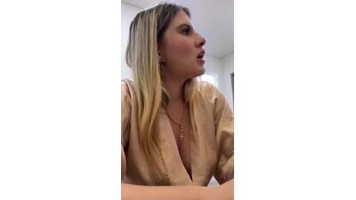 EmiilyAdams_ public webcam profile photo 2