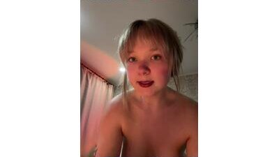 Emilly_Wills public webcam profile photo 8