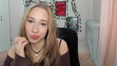 emmarayder public webcam profile photo 10