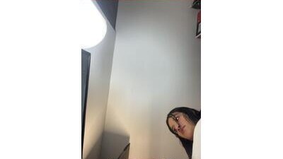 emmily_19 public webcam profile photo 9