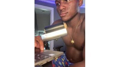 Festivitiesking1 public webcam profile photo 8
