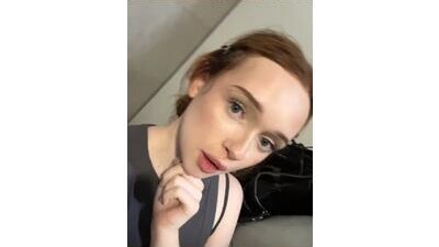 Flora_Ray public webcam profile photo 7
