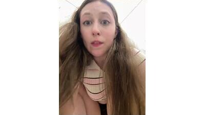 FroggyAnna public webcam profile photo 7