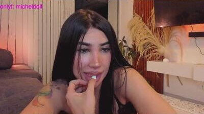 GarciaMilu public webcam profile photo 9
