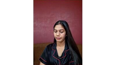 garima_g public webcam profile photo 10