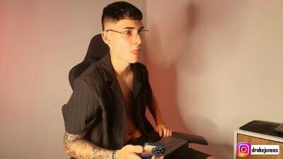 god_drake public webcam profile photo 10