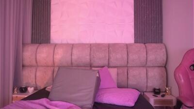 godess_scarlett77 public webcam profile photo 4