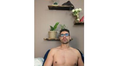Guadalupe_Lopez public webcam profile photo 10