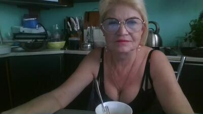 heidi-helga public webcam profile photo 4