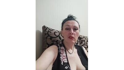 HelgaDennis public webcam profile photo 4
