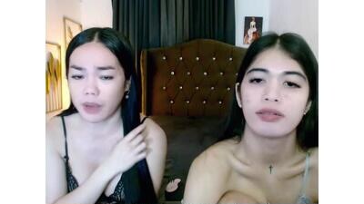hollyyumiloove public webcam profile photo 6
